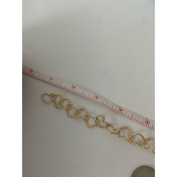 Gorgeous heart link bracelet gold tone - Picture 3 of 3
